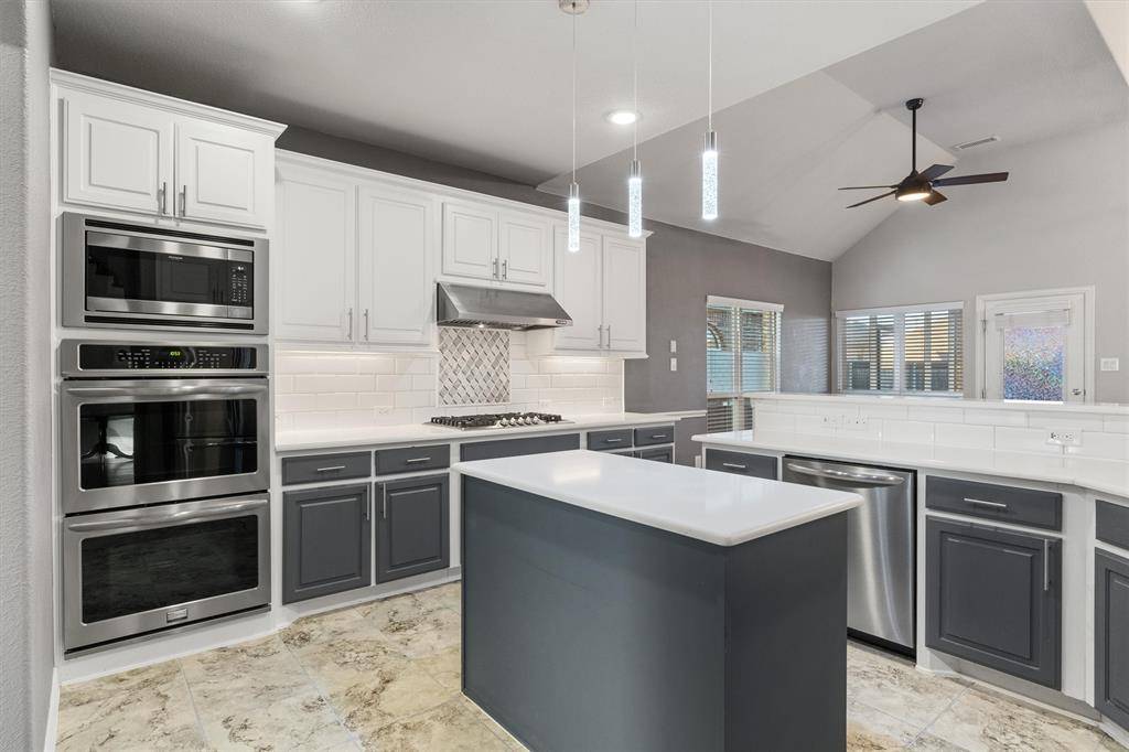 Wylie, TX 75098,2003 Silent Shore Street