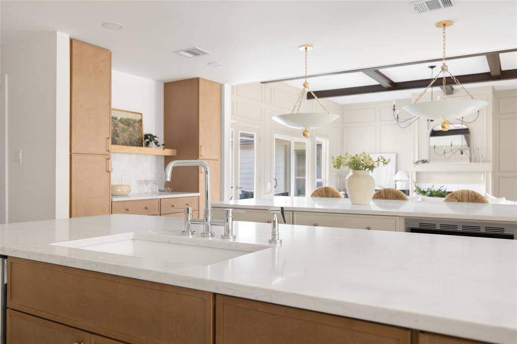 Dallas, TX 75248,7407 Arbor Oaks Drive