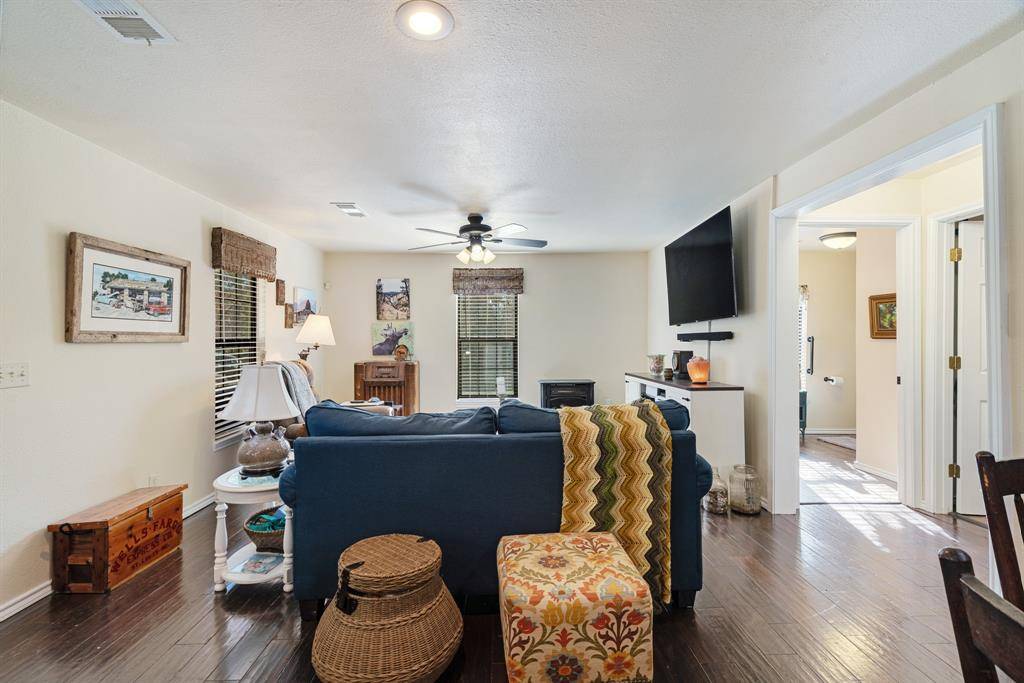 Paris, TX 75462,1431 County Road 44480