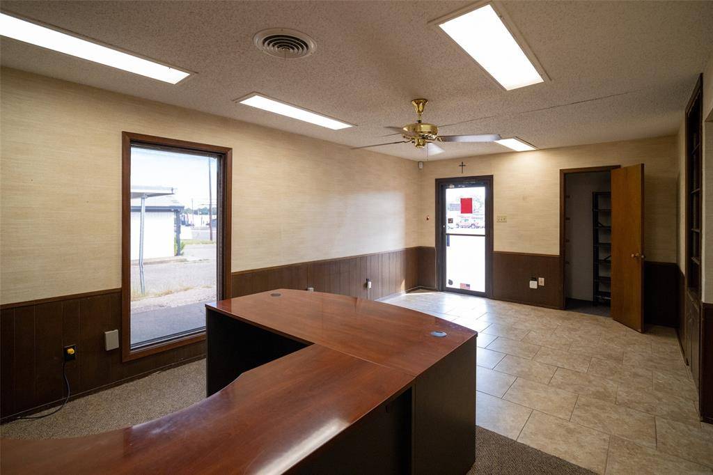 Waco, TX 76710,720 Lake Air Drive