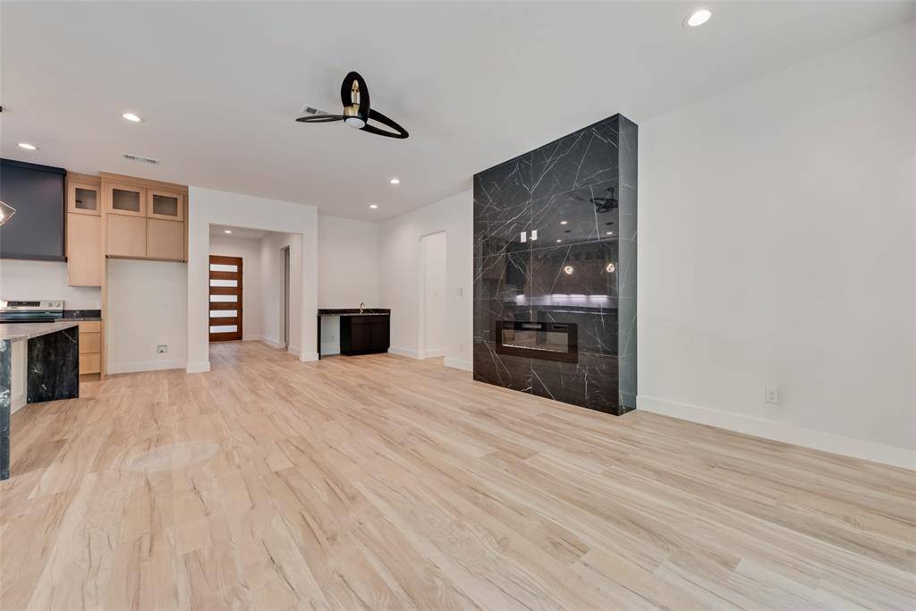 Dallas, TX 75224,1318 Nokomis Avenue