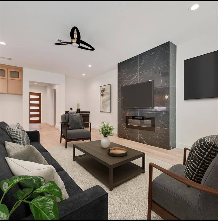 Dallas, TX 75224,1318 Nokomis Avenue