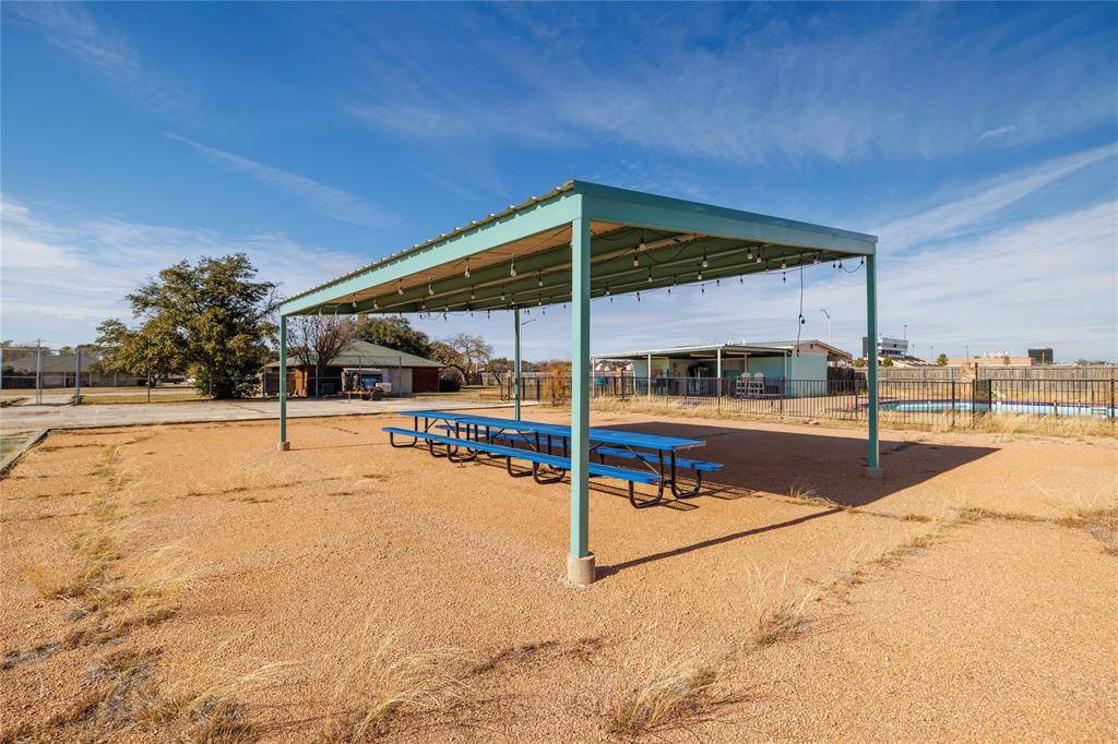 Abilene, TX 79602,1701 Lytle Trail