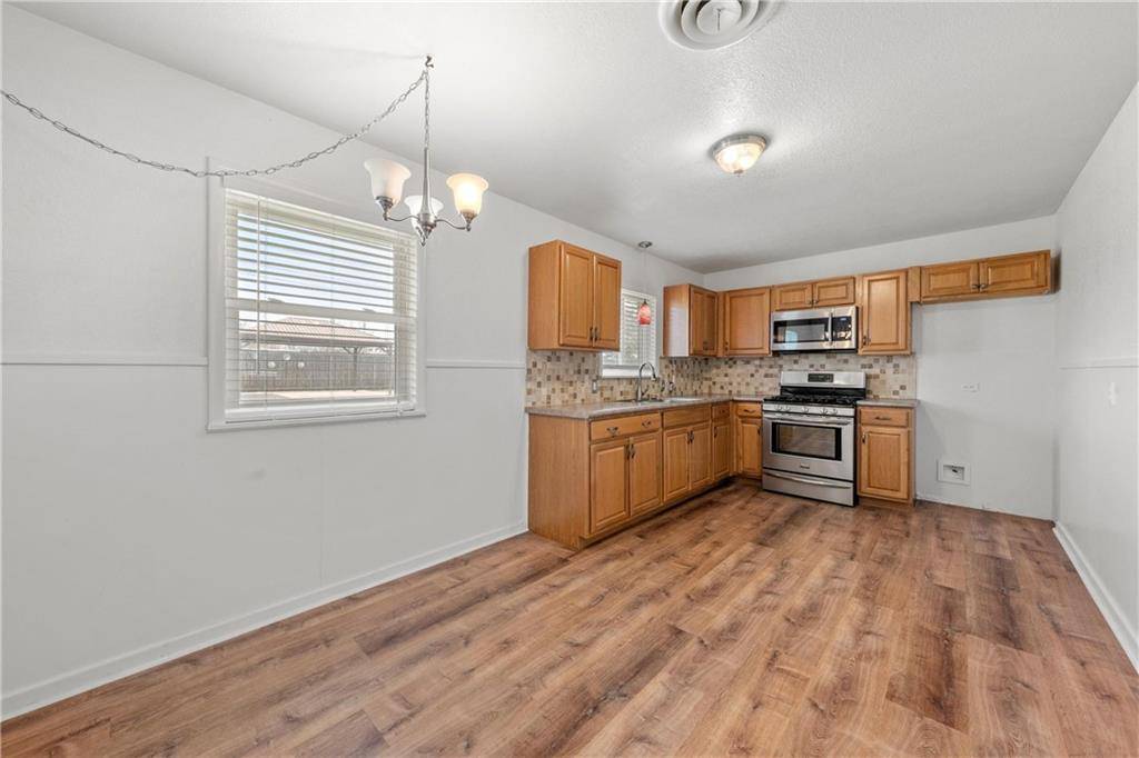 Waco, TX 76705,705 N Scarlett Lane