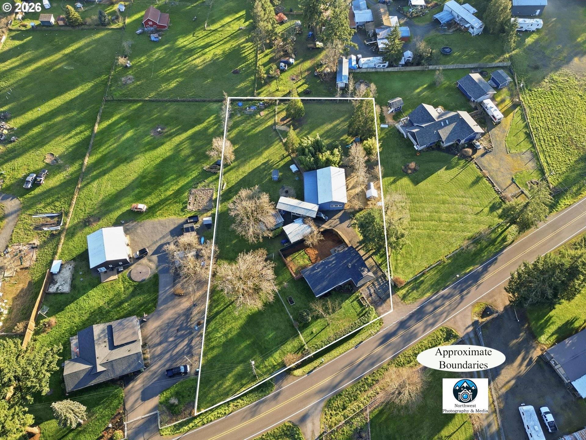 Cottage Grove, OR 97424,34792 ROW RIVER RD