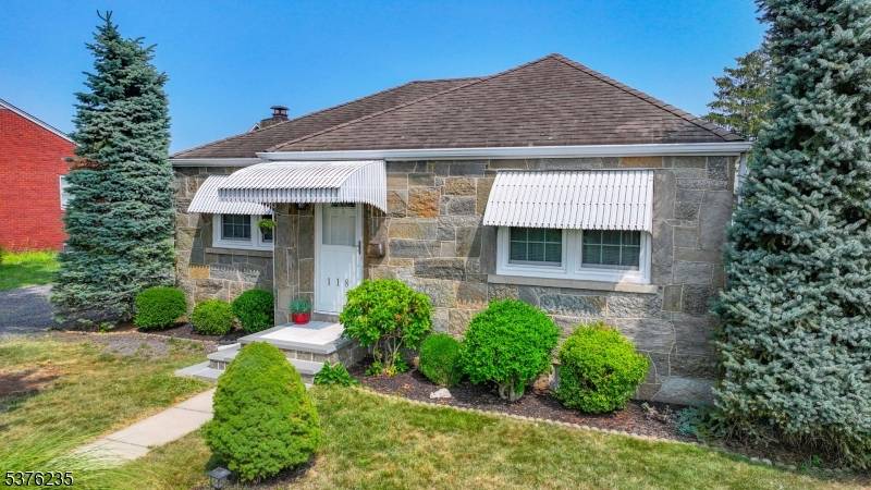 Manville Boro, NJ 08835,118 N 9Th Ave