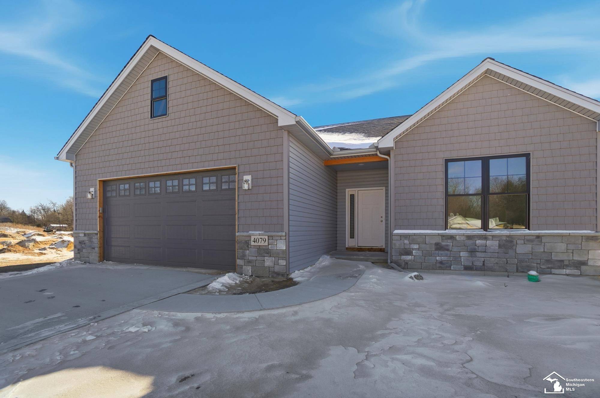 Lambertville, MI 48144,4079 Casey DR