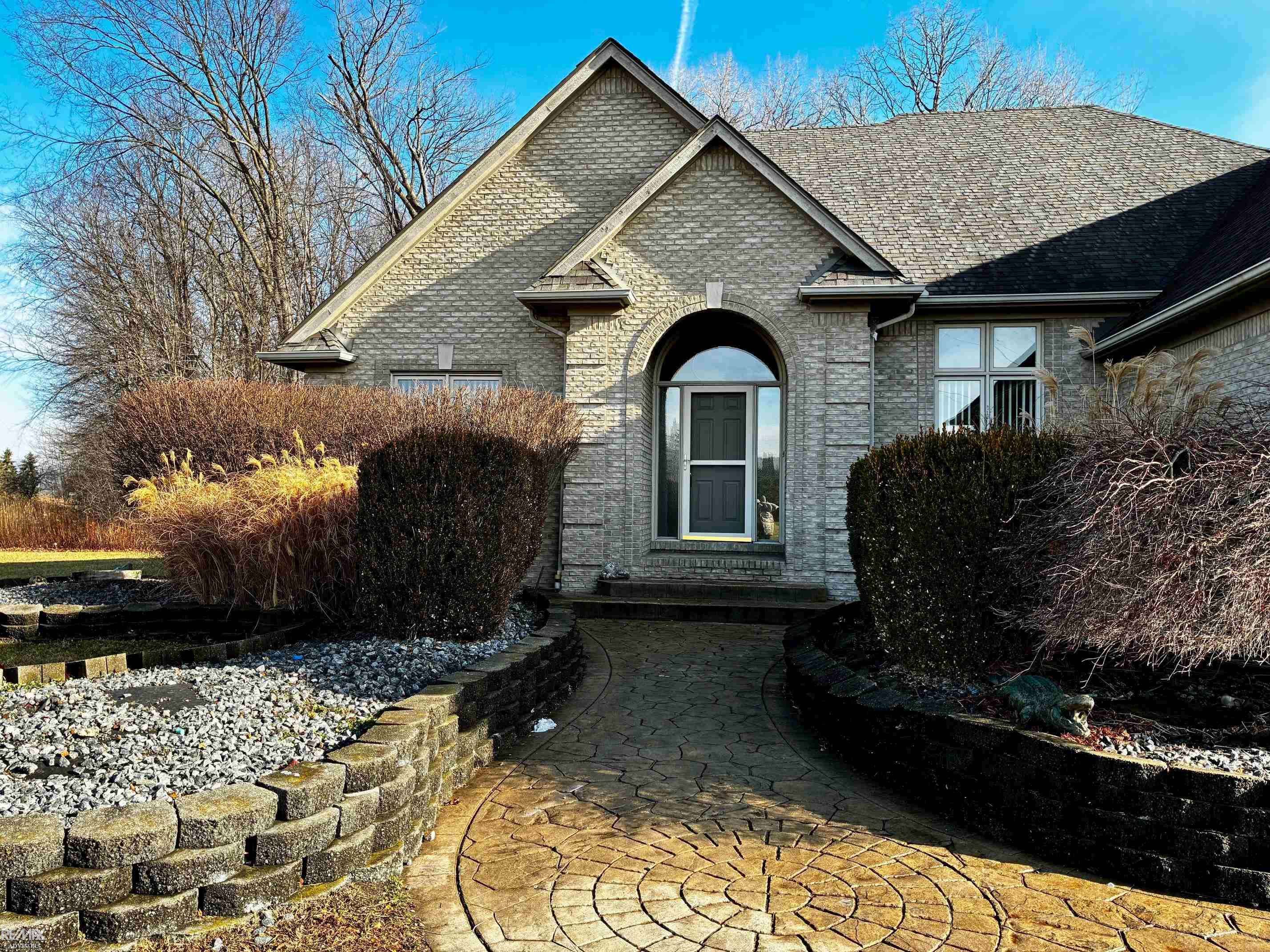 Macomb, MI 48044,48498 Beacon Square DR