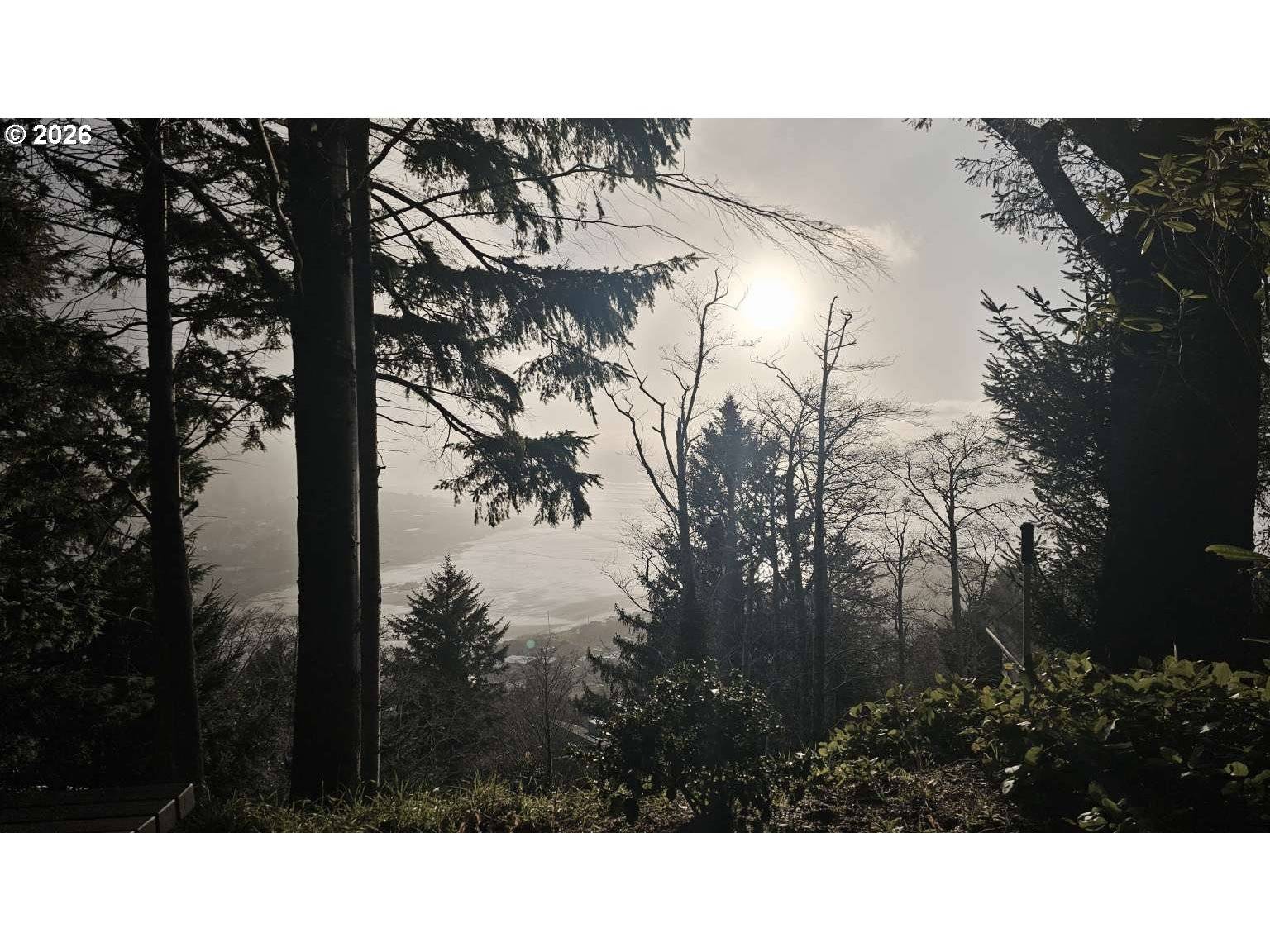 Yachats, OR 97498,635 RADAR RD