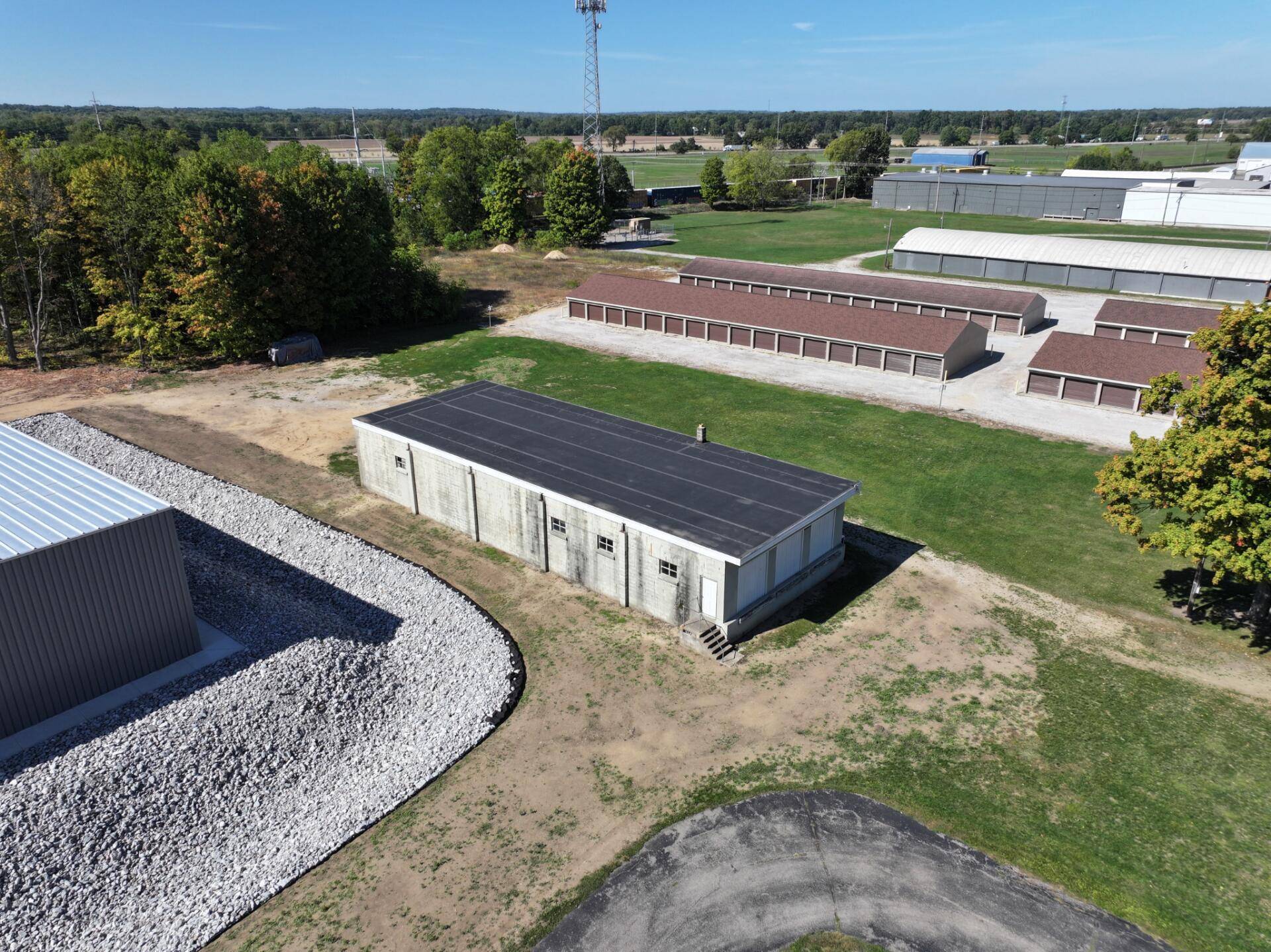 57582 N Main ST, Lockport Twp, MI 49093
