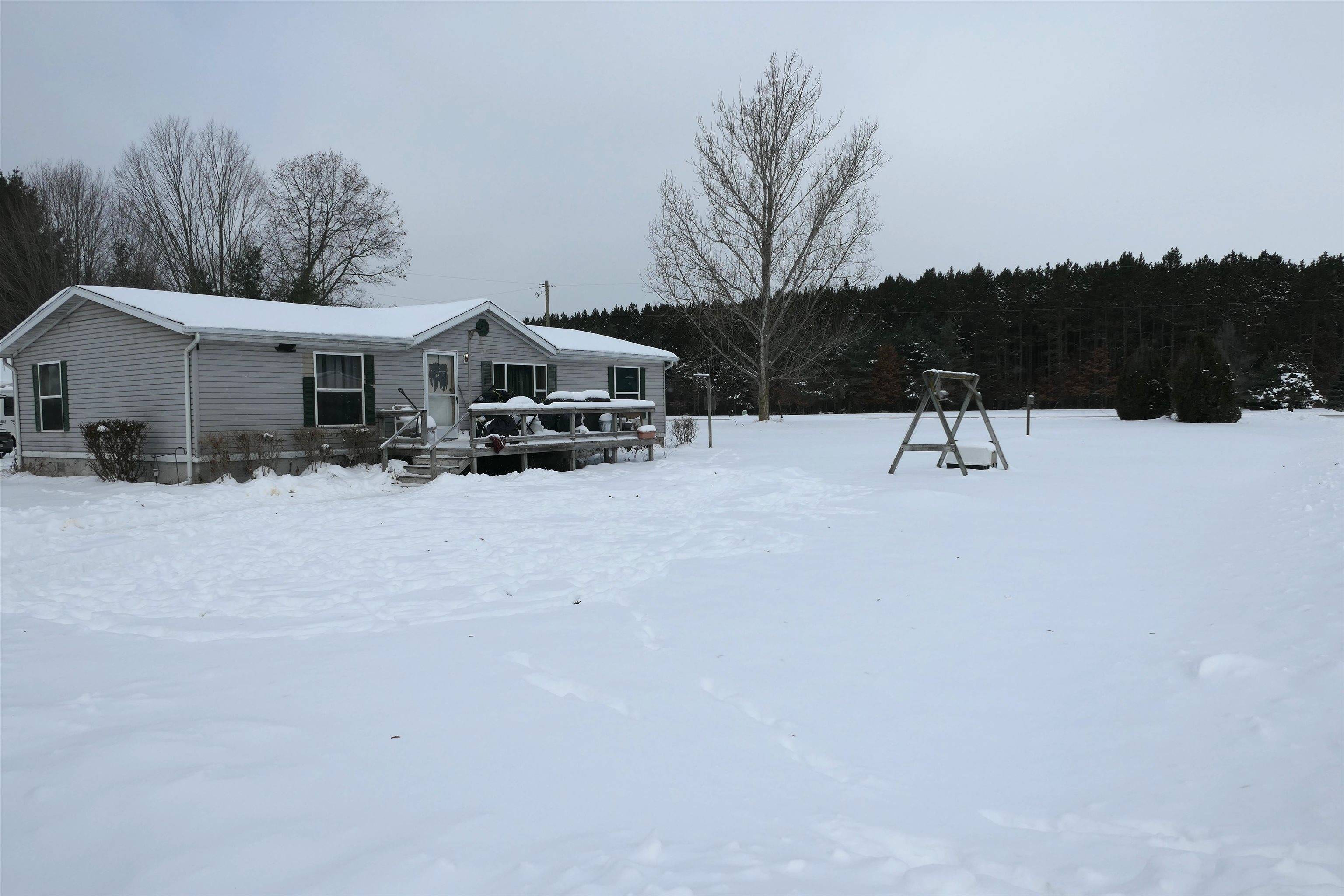 Weidman, MI 48893,1973 Midway DR