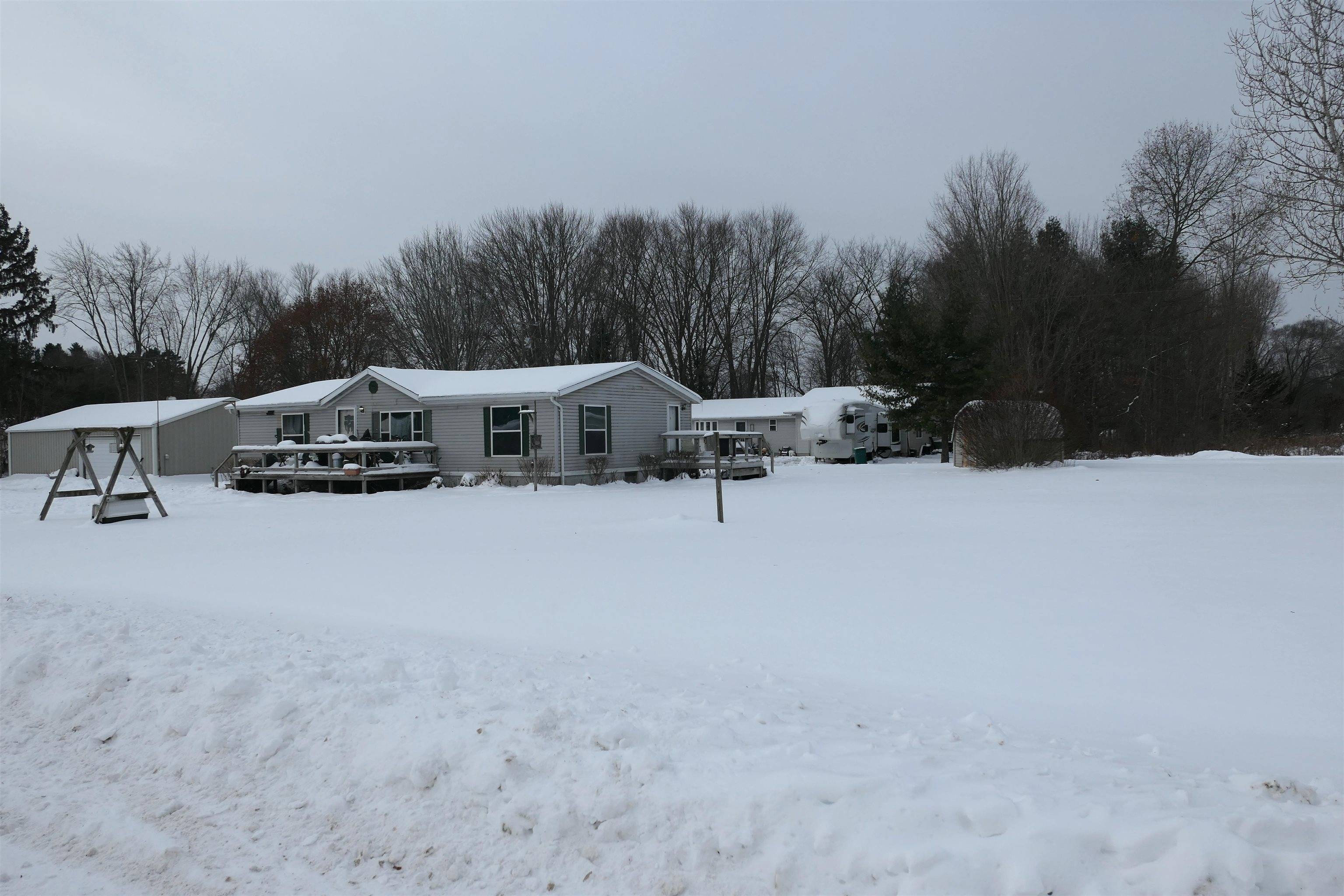 Weidman, MI 48893,1973 Midway DR