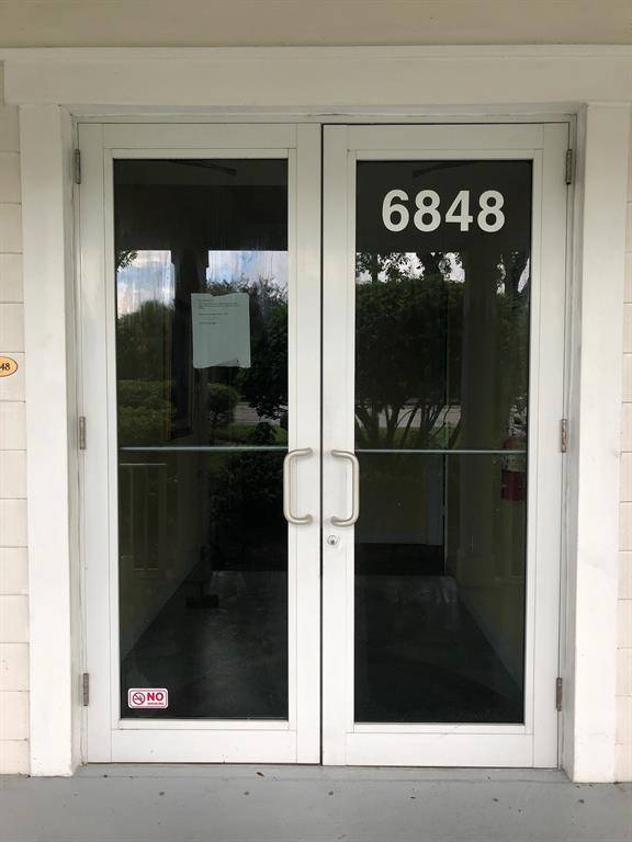 Davie, FL 33314,6848 GRIFFIN ROAD #C-6