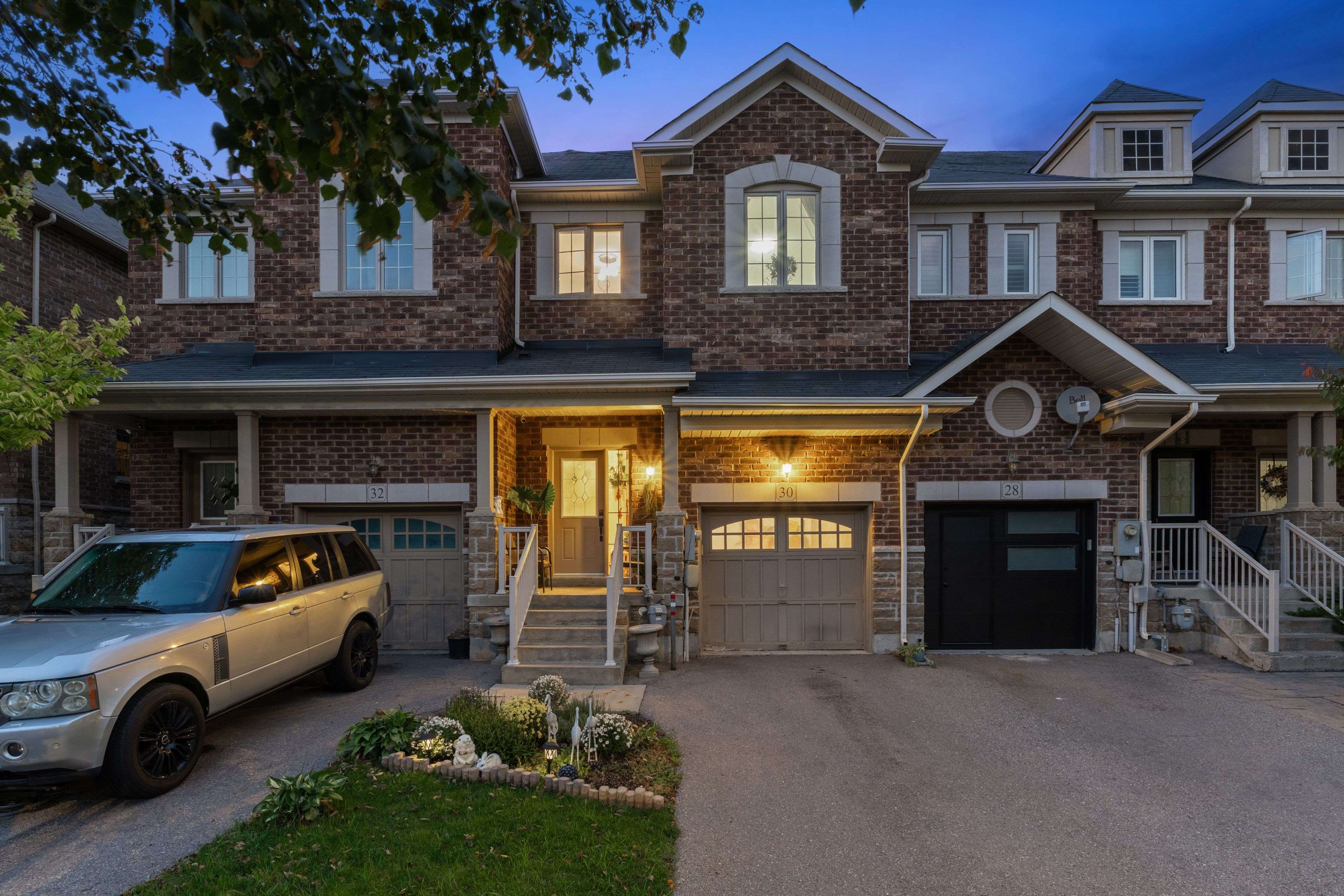 Vaughan, ON L4H 0C2,30 Zachary PL