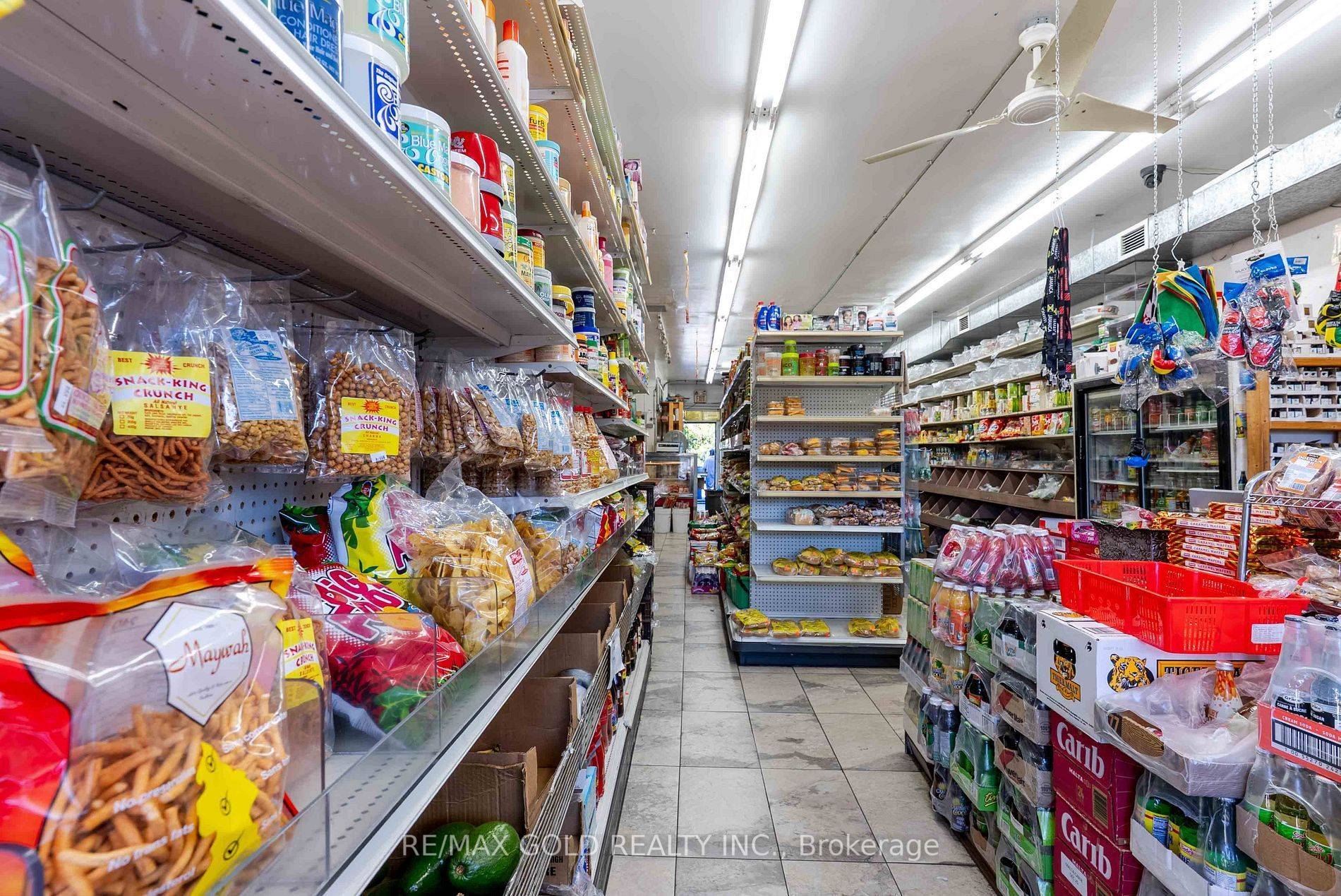 Mississauga, ON L5A 2G9,3061 Hurontario ST