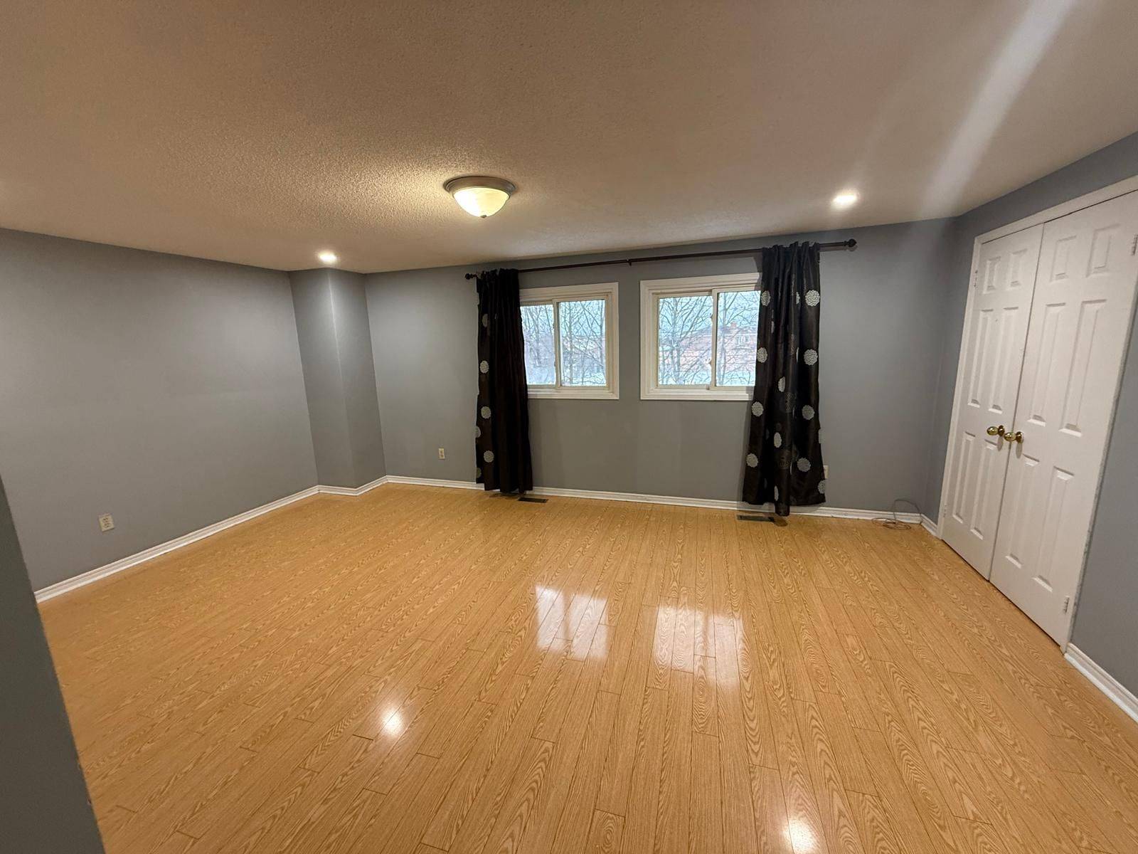 Brampton, ON L6Y 4L2,32 Hendricks CRES