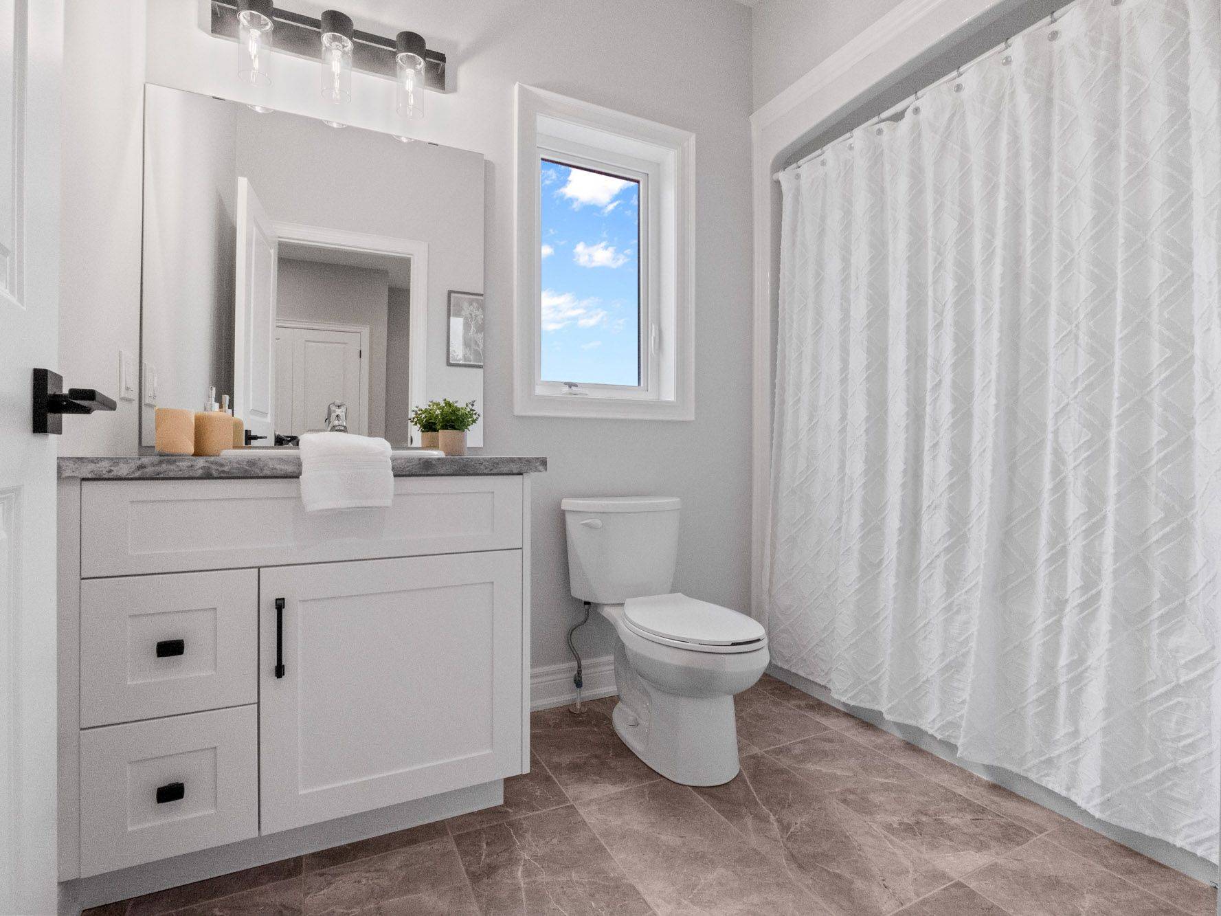 Welland, ON L3C 0J8,211 Sycamore ST