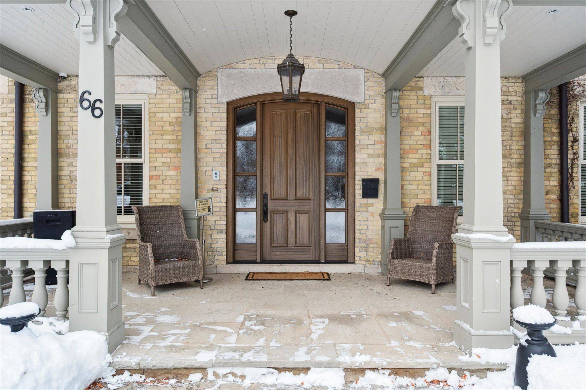 Guelph, ON N1E 2V2,66 Grange ST