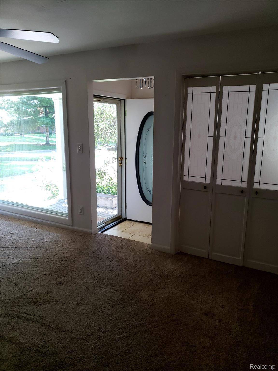 Dearborn Heights, MI 48127,26656 Rouge River Dr DR