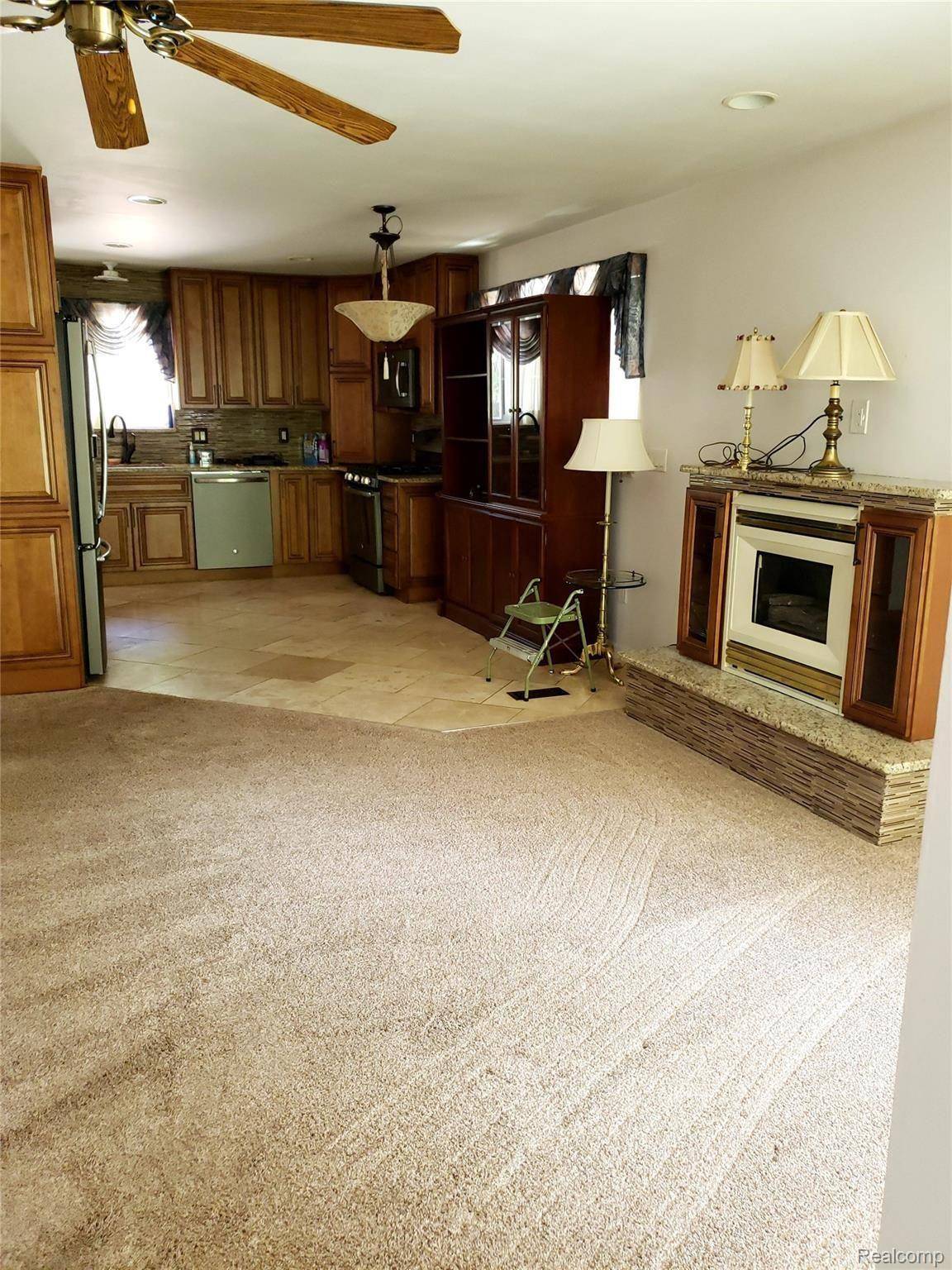 Dearborn Heights, MI 48127,26656 Rouge River Dr DR