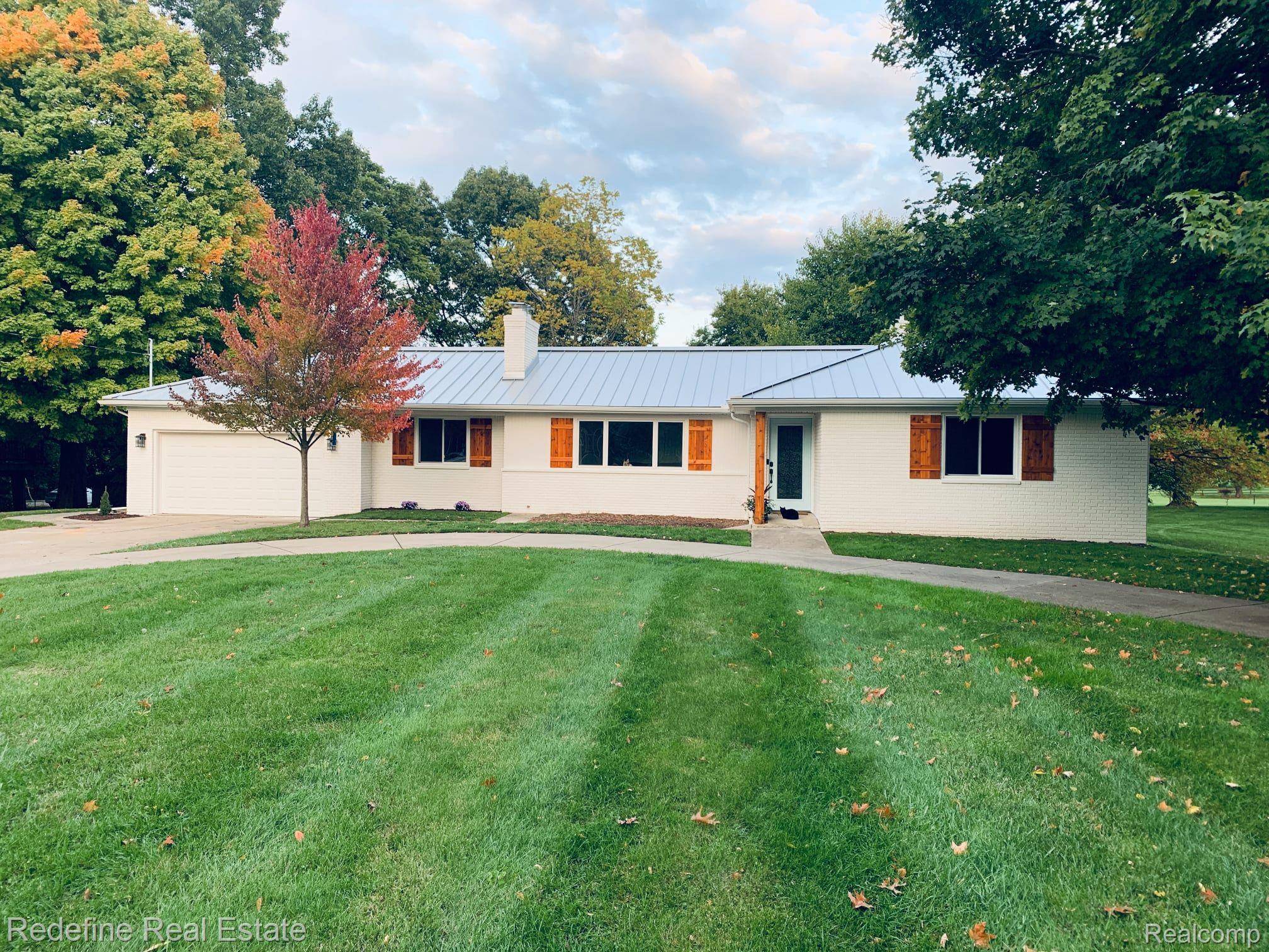 Fenton, MI 48430,1025 S Leroy ST