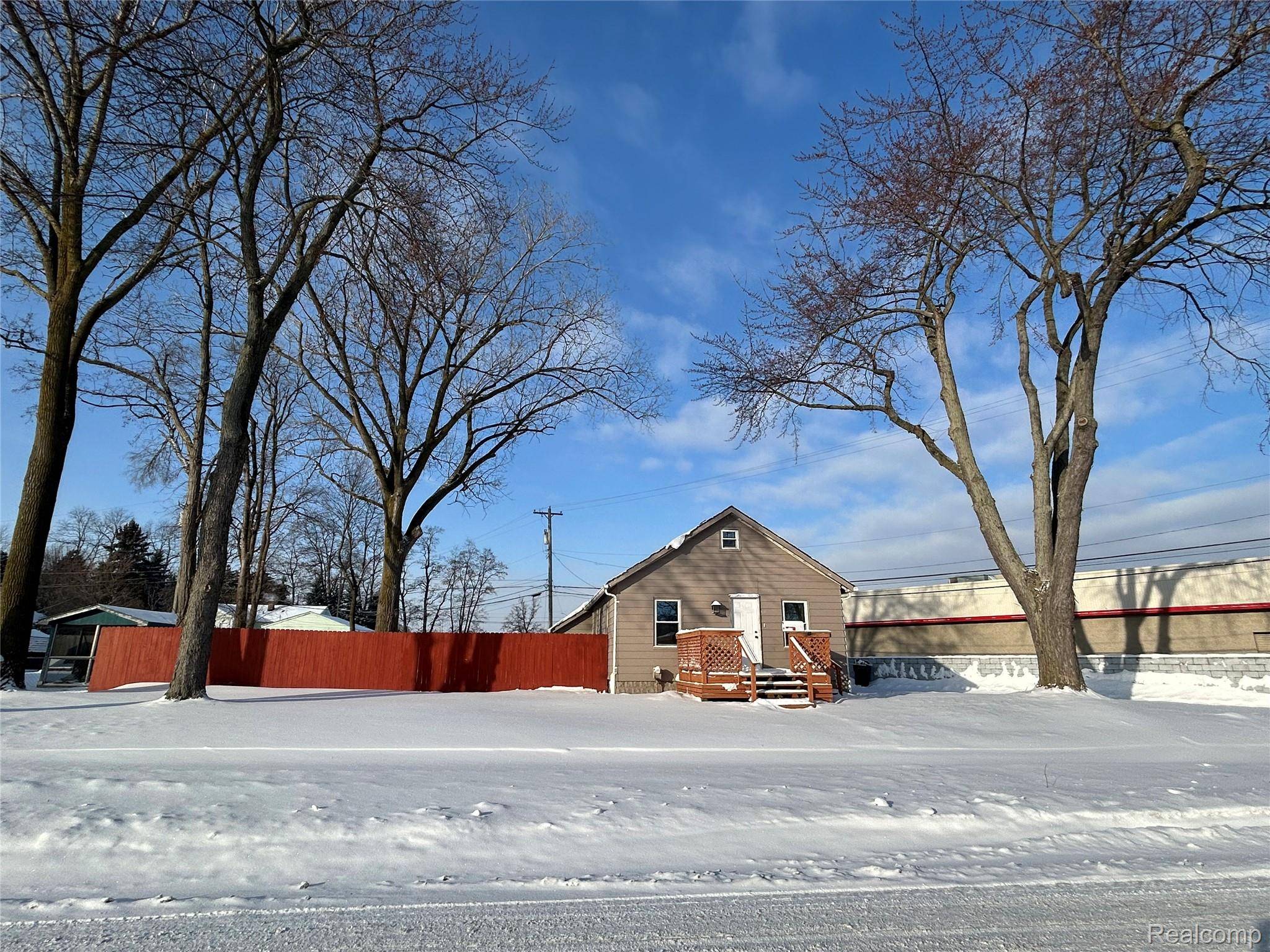 Pontiac, MI 48340,1005 Emerson AVE