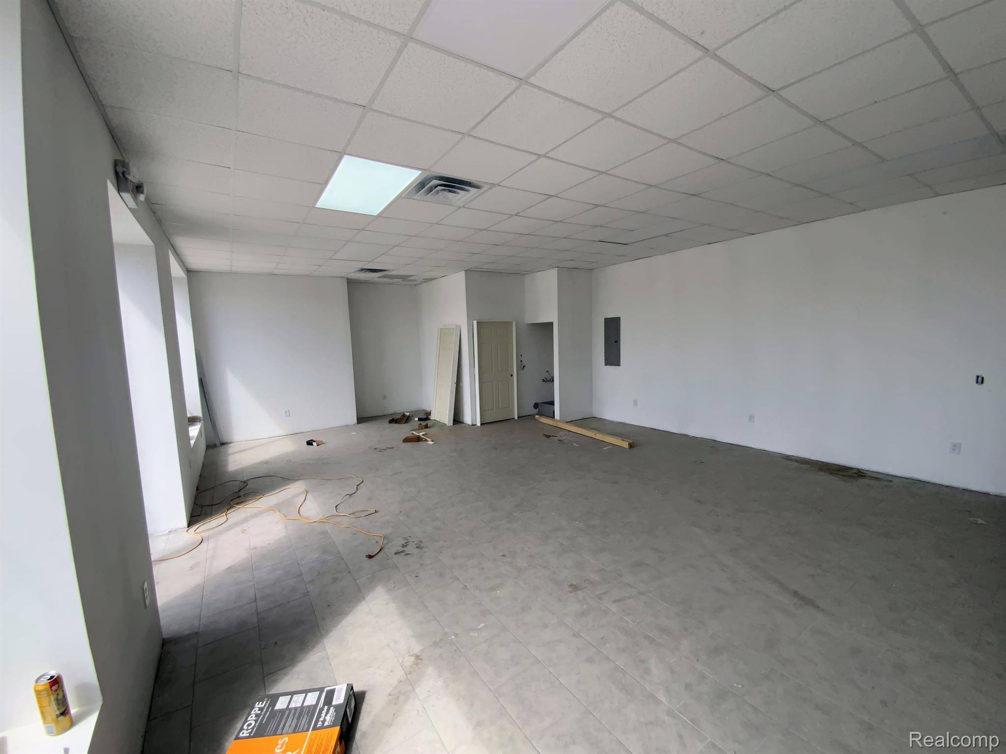 Lincoln Park, MI 48146,804 SOUTHFIELD RD