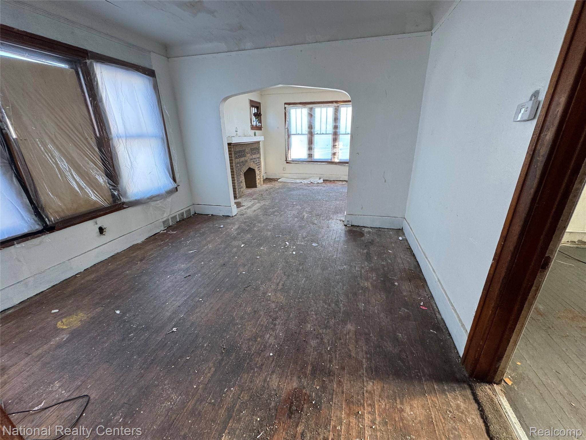 Detroit, MI 48205,11881 Saint Patrick ST