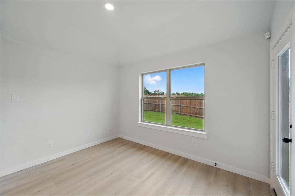 Cleburne, TX 76033,1401 Quail Creek Drive