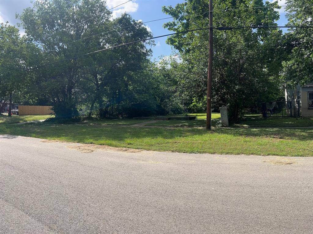 Corsicana, TX 75110,712 E 3rd Avenue