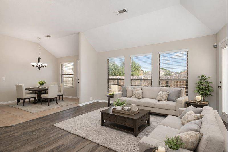 Desoto, TX 75115,724 Candle Meadow Boulevard