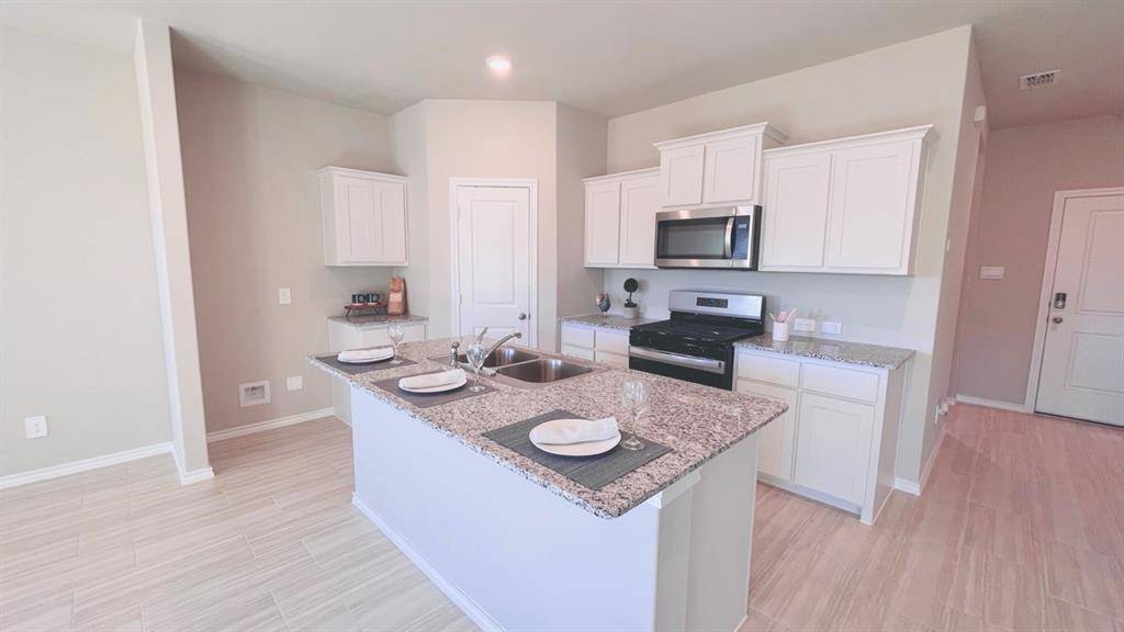 Fort Worth, TX 76036,10613 DRIPPING CREEK Lane