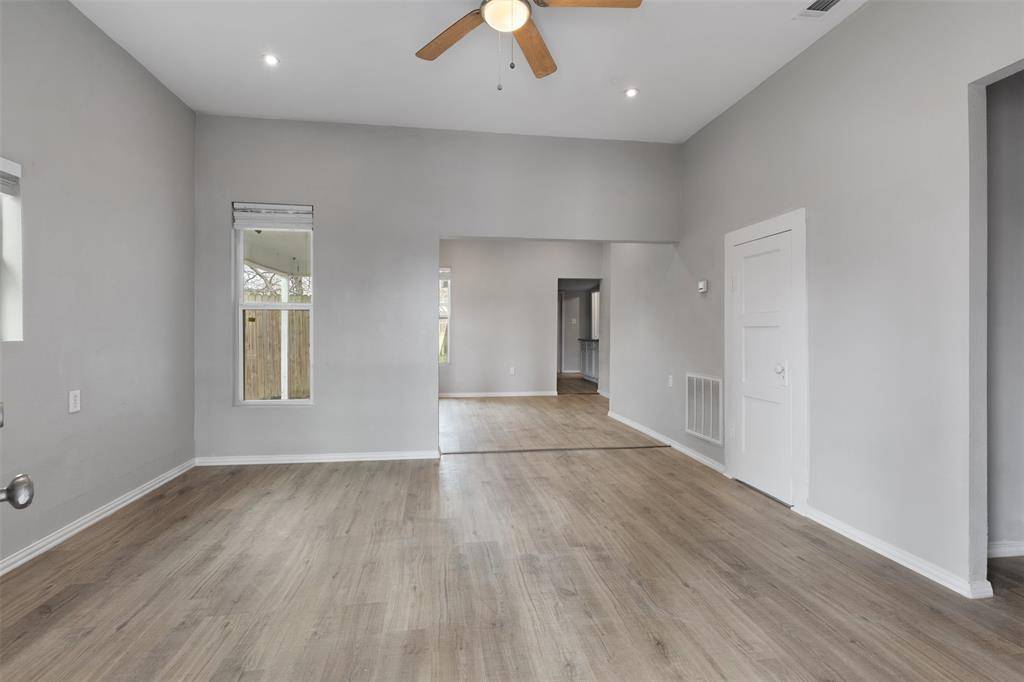 Denison, TX 75021,601 E Sears Street