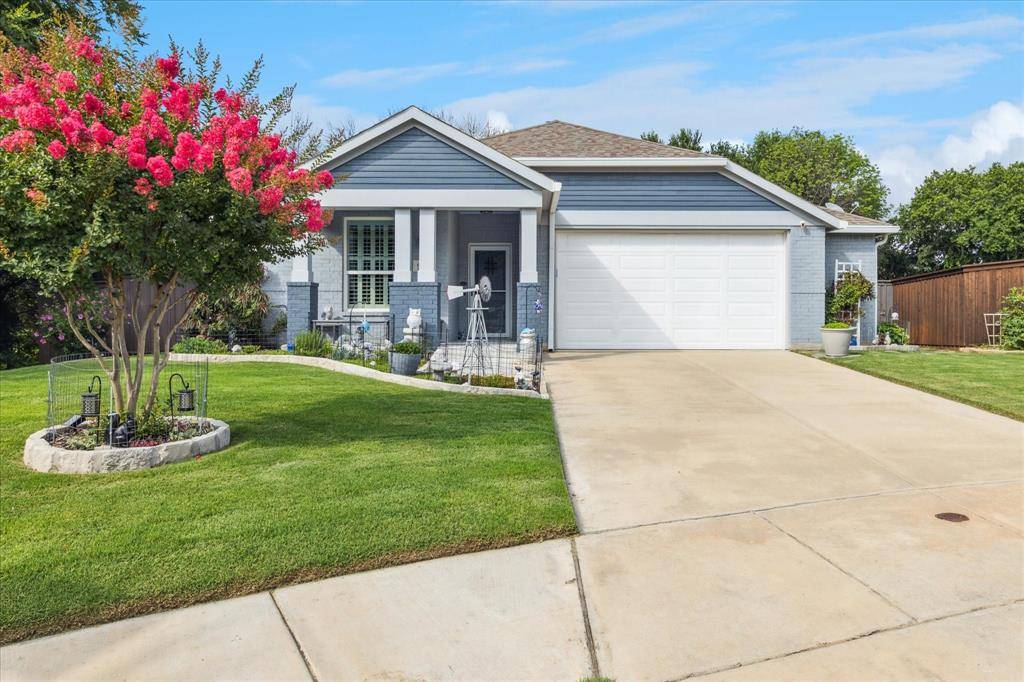 Little Elm, TX 75068,901 Freesia Drive