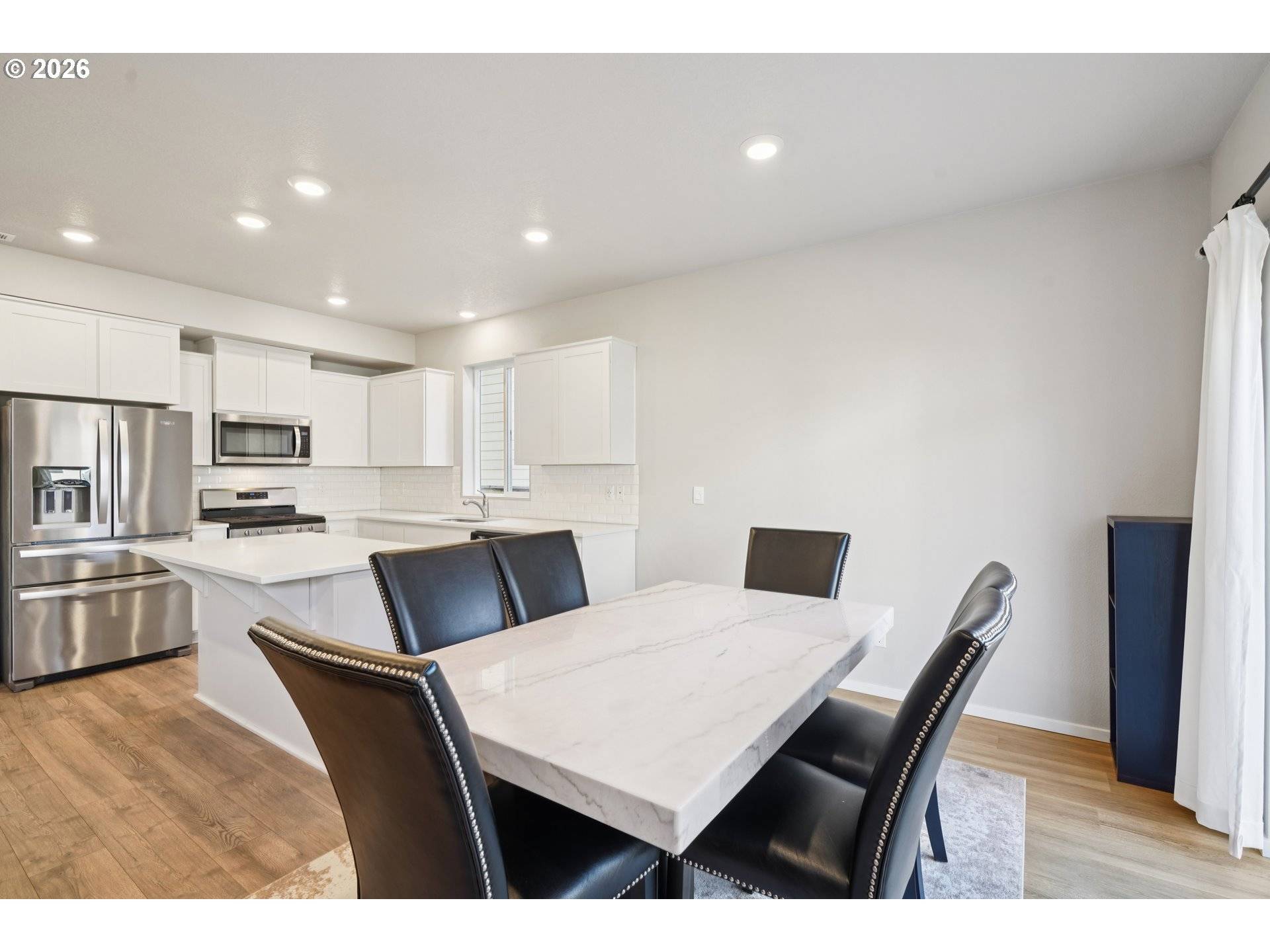 Gresham, OR 97080,3737 SW REDFERN AVE