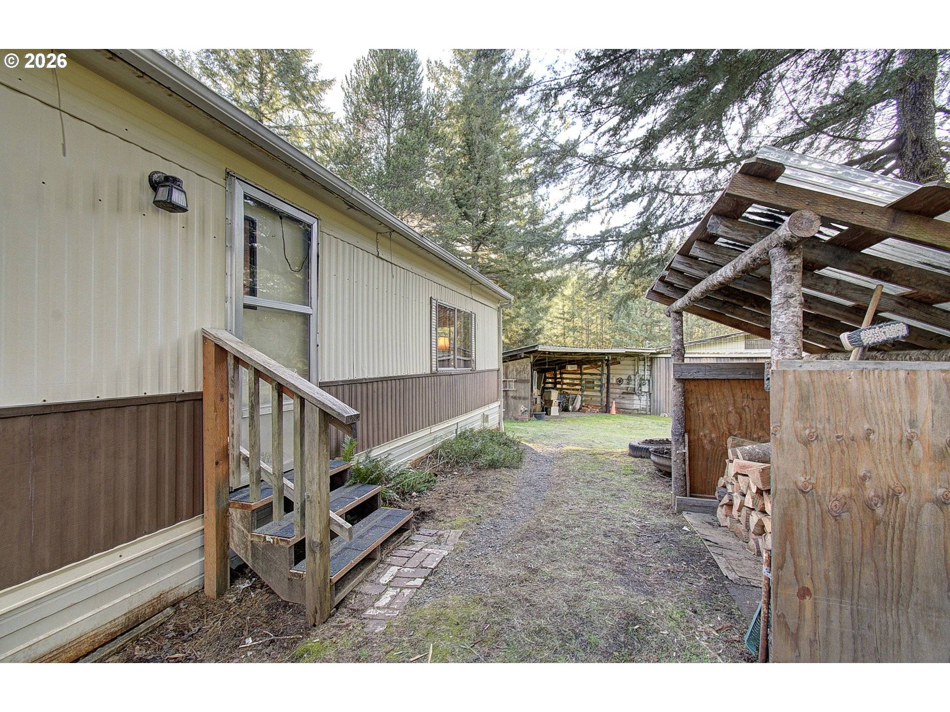 Amboy, WA 98601,41615 NE CEDAR RIDGE RD