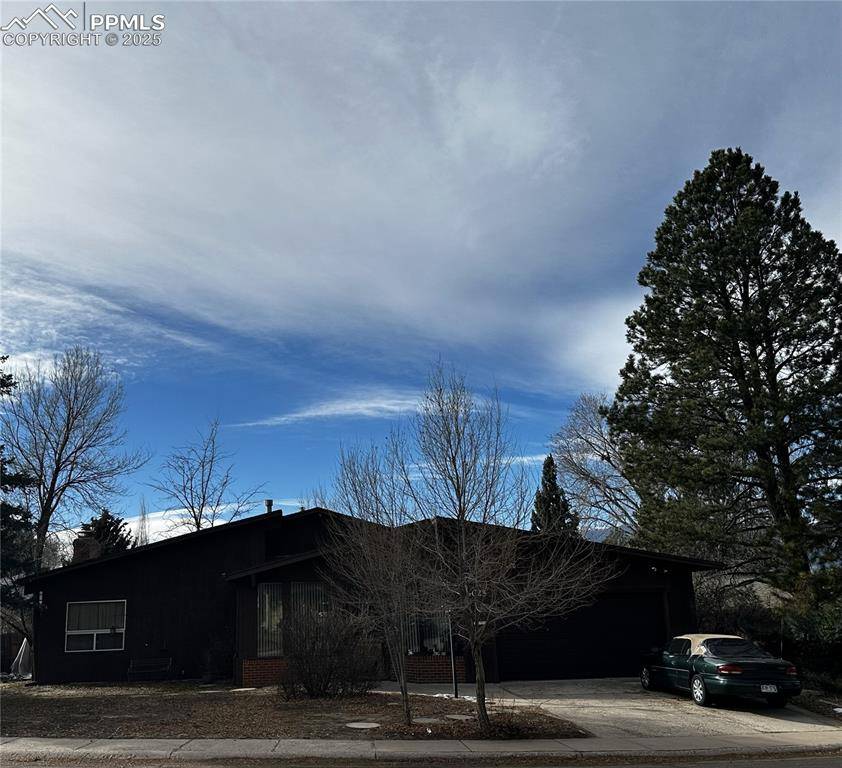 Colorado Springs, CO 80909,4025 Loring CIR