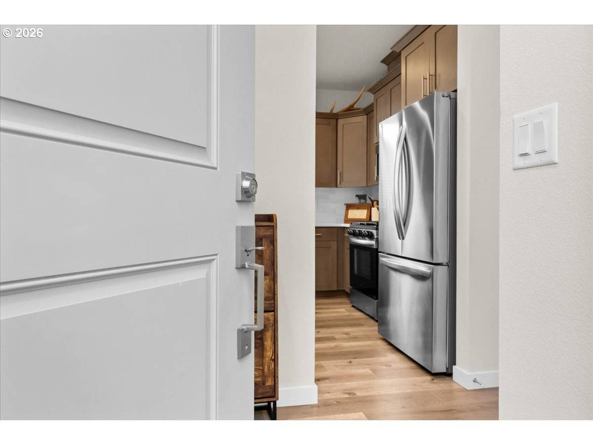 1857 N MILLICAN CREEK ST, Lafayette, OR 97127