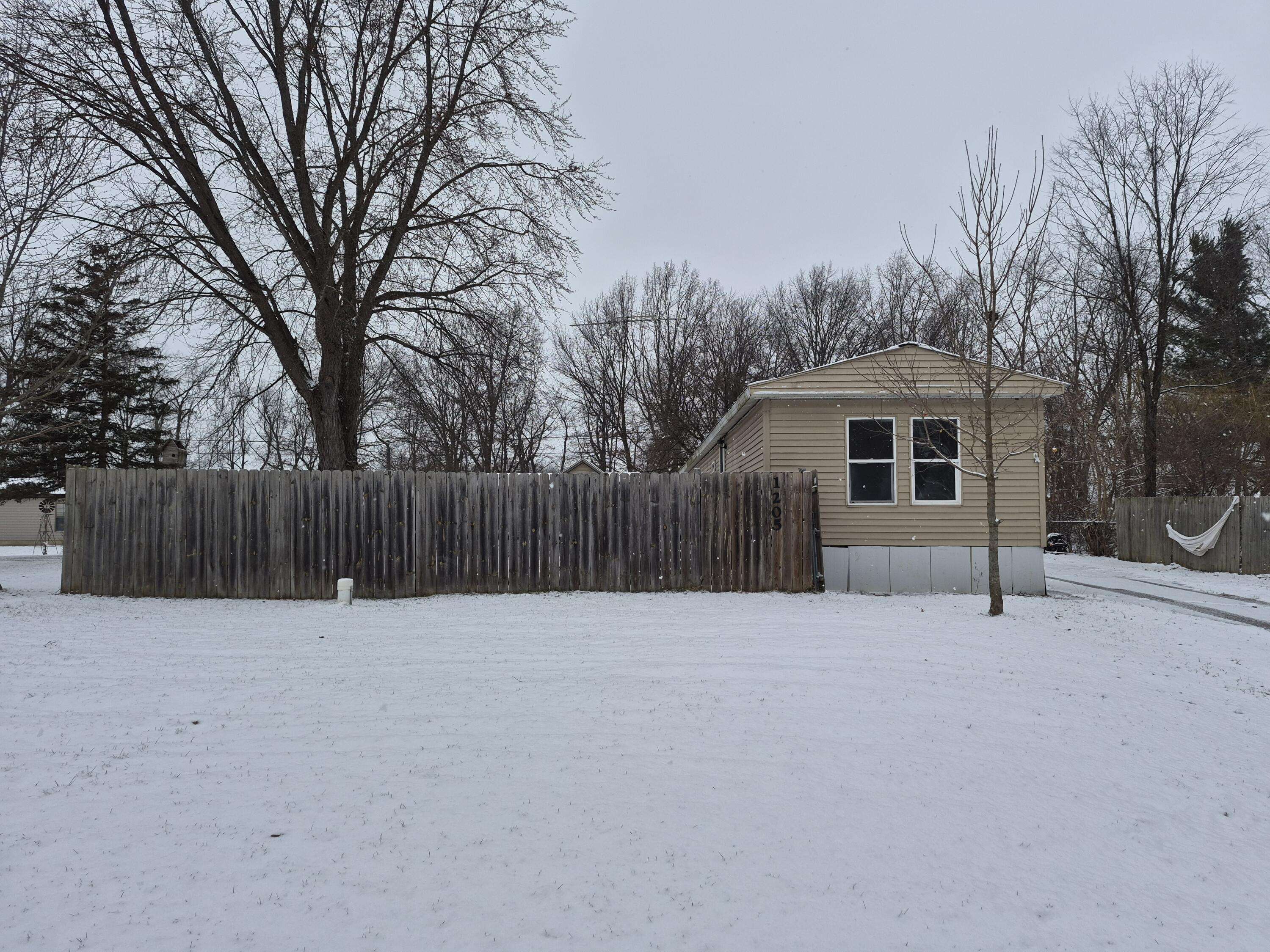 Battle Creek, MI 49017,1205 Cherry LN