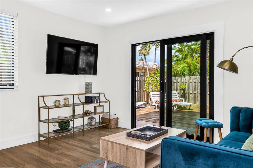 Fort Lauderdale, FL 33304,738 NE 17th Ave