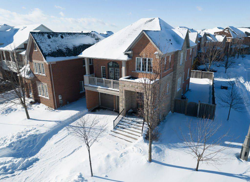 Richmond Hill, ON L4E 0P9,12 Limelight ST