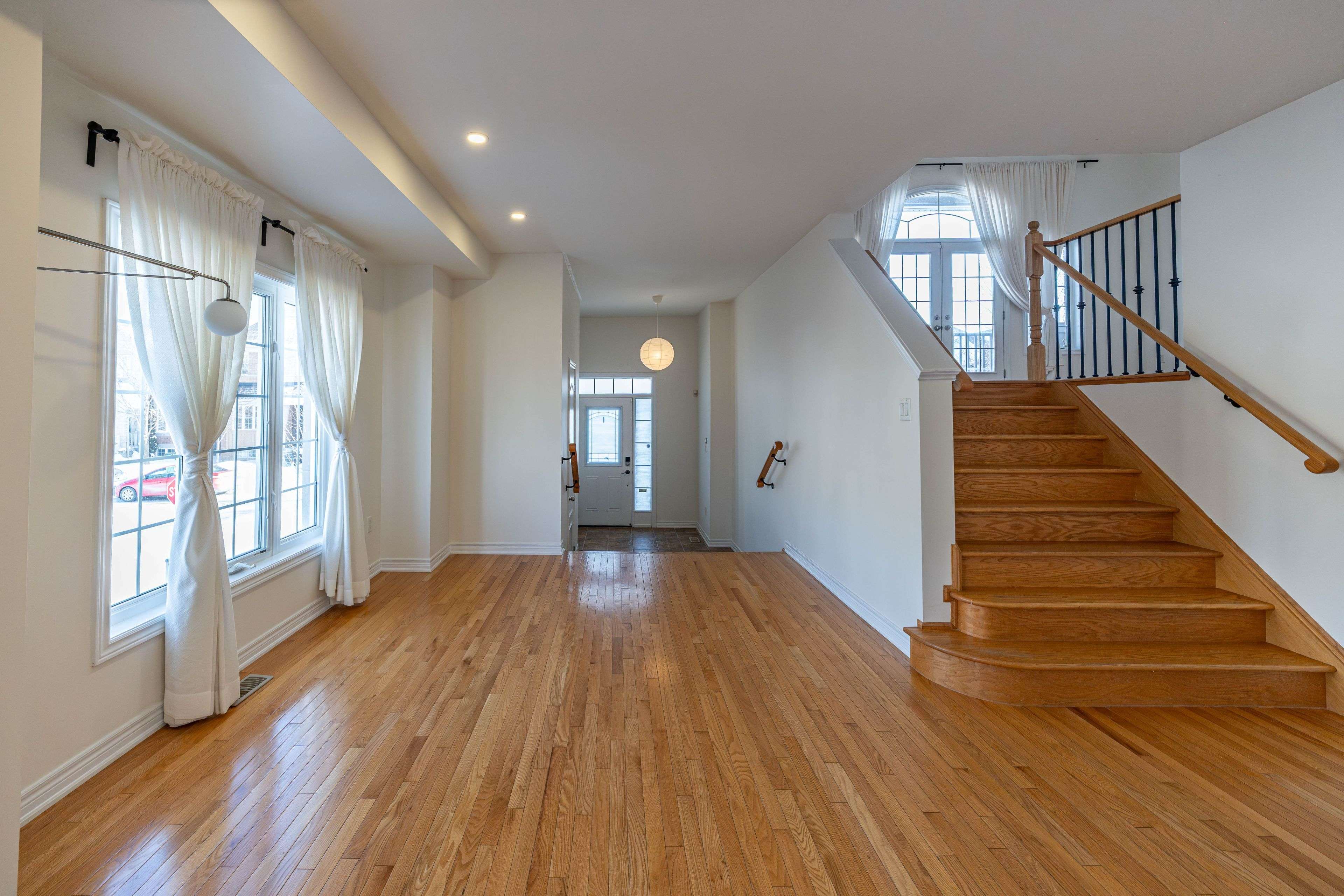 Richmond Hill, ON L4E 0P9,12 Limelight ST