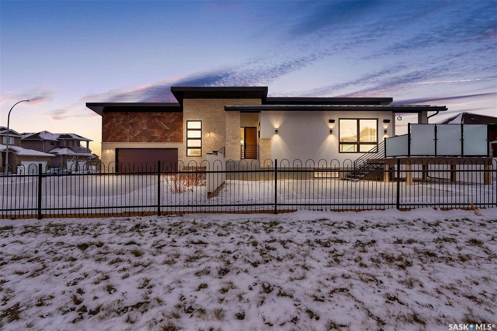 Regina, SK S4V 1G8,8267 Wascana Gardens POINT