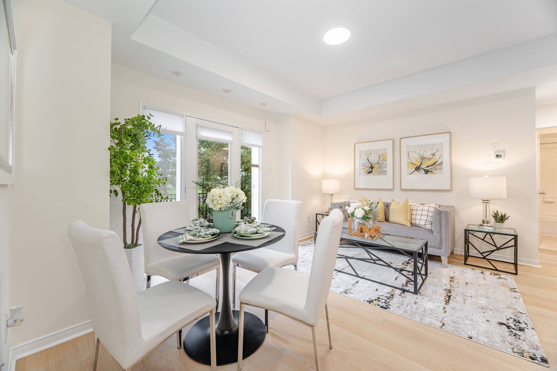 Brampton, ON L6R 0Y6,60 Fairwood CIR #11