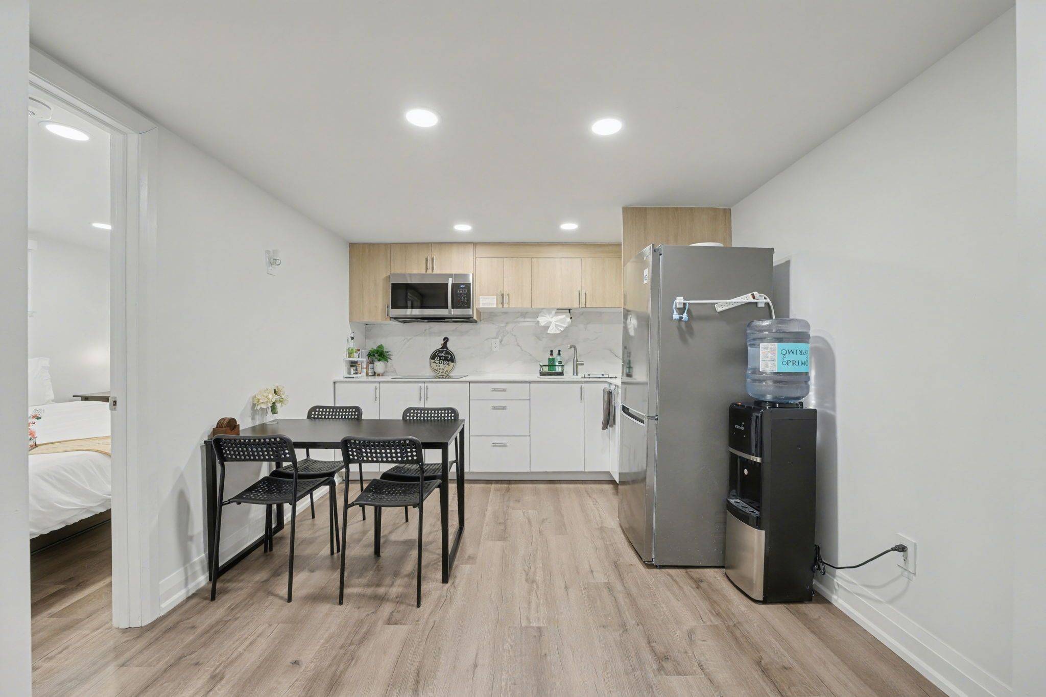 Mississauga, ON L5G 2N9,607 Drymen CRES