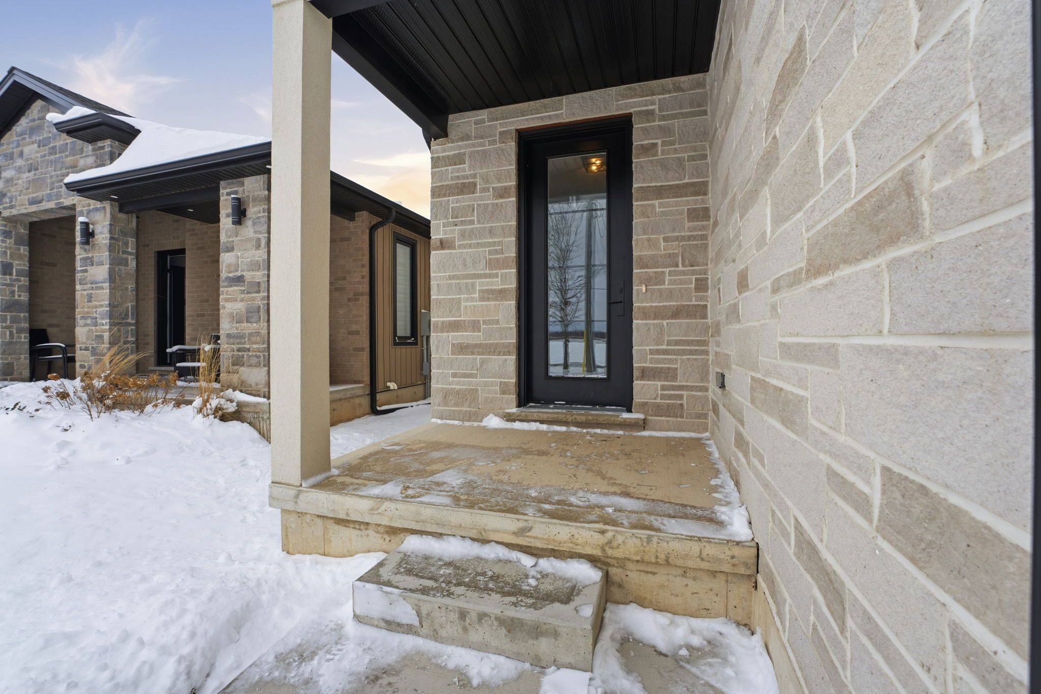 Tillsonburg, ON N4G 4G8,160B Concession ST W