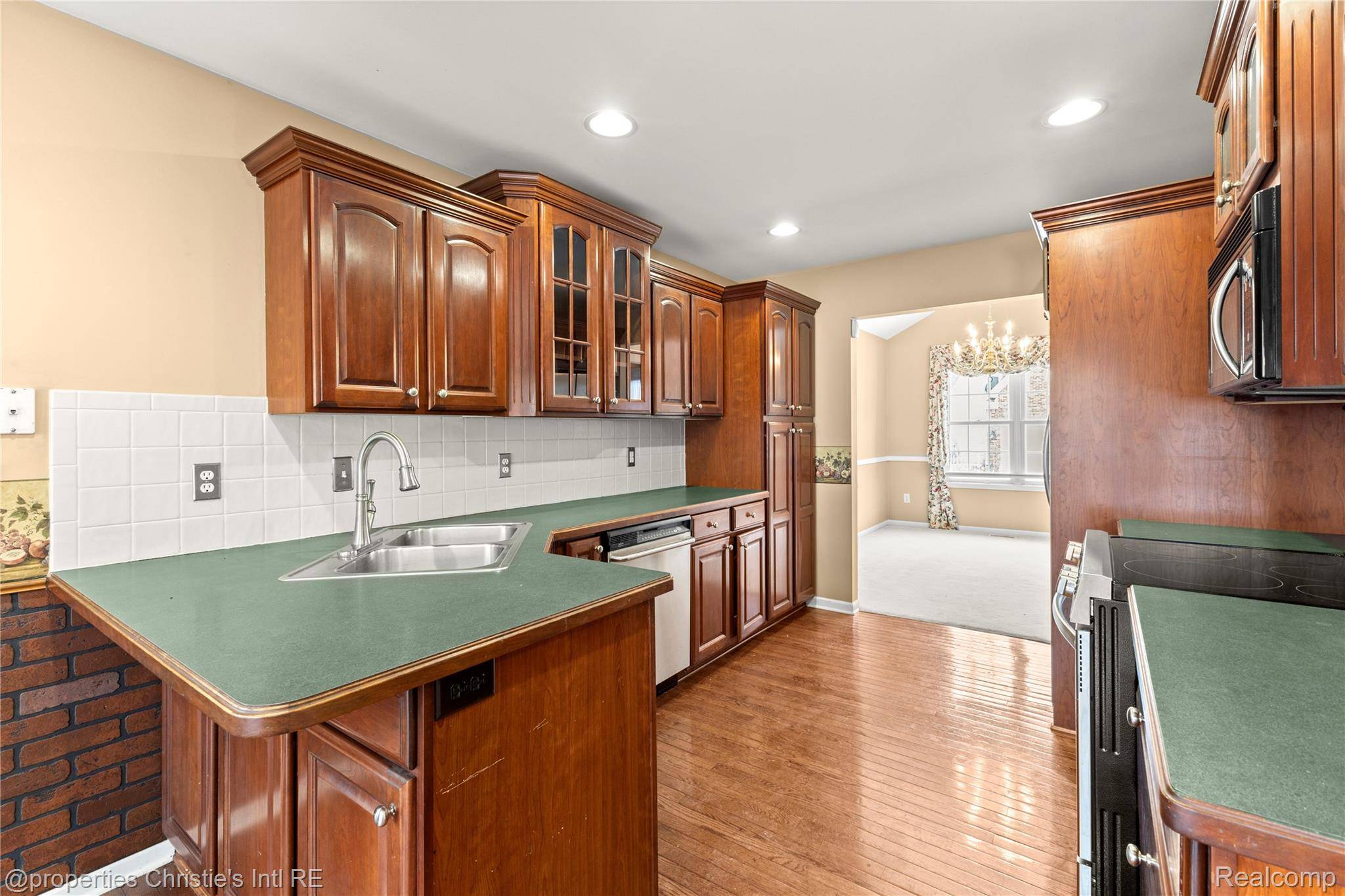 Grand Blanc, MI 48439,6166 Natures CV