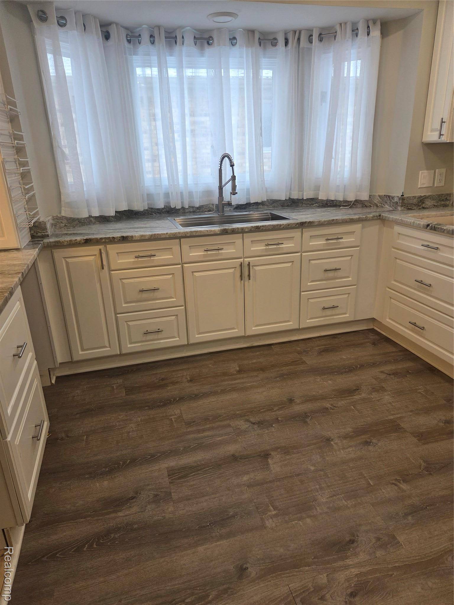 Macomb, MI 48042,51684 Eva DR