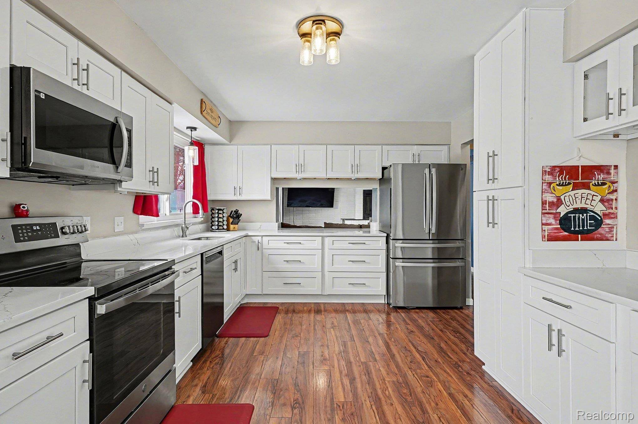 Sterling Heights, MI 48313,12840 Corbin DR