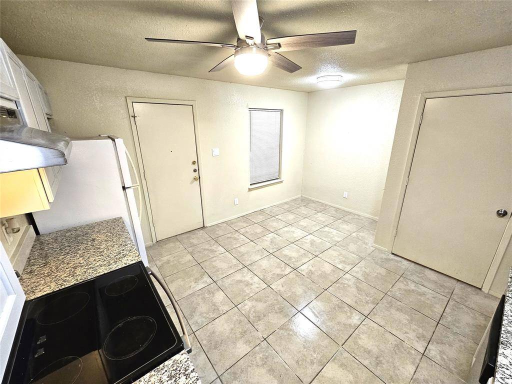 Keller, TX 76248,724 Bluebonnet Drive #B